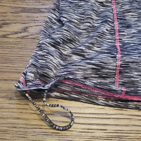 Reebok RBX Tank  Medium - Picture 6 of 6